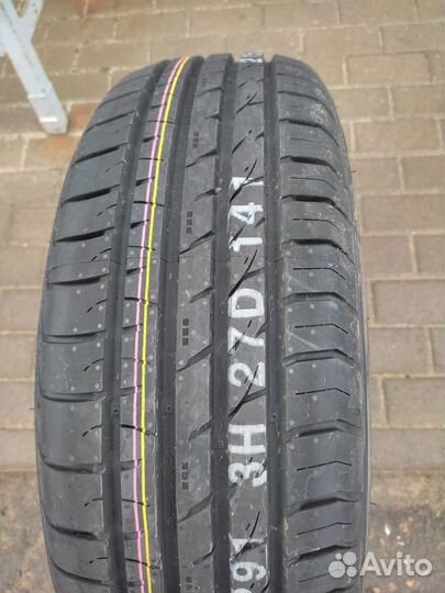 Kumho Crugen HP91 215/65 R16 98H