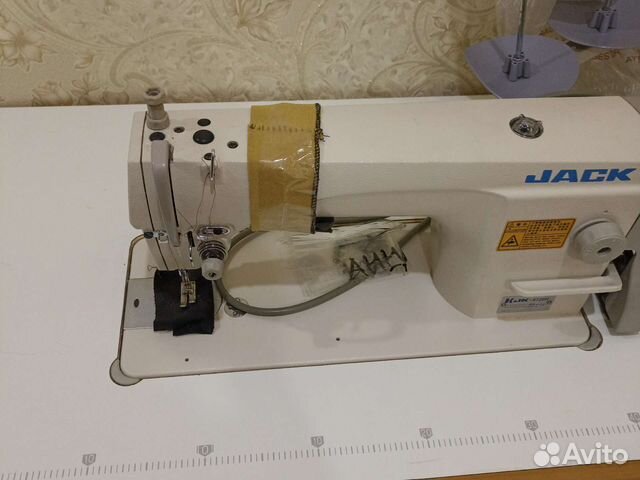 Швейная машина jack промышленная строчная. б/у