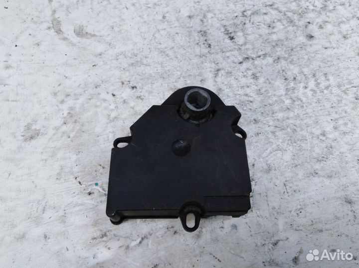 Моторчик заслонки печки