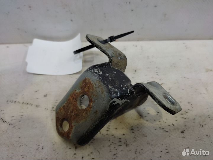 Петля двери задняя левая Mazda 6 GG 2002-2008