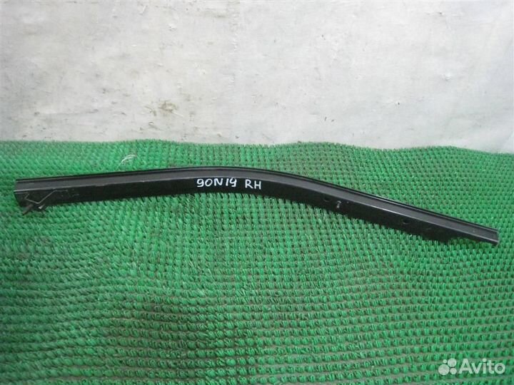 Направляющая сдвижной двери Renault Kangoo 2 (KW0