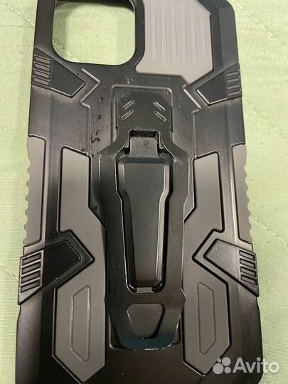 Чехол на iPhone 12