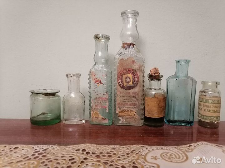 Старинные пузырьки, бутылки