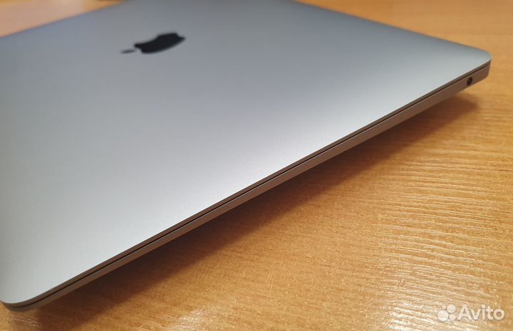 Apple Macbook Air 13 2019 i5/8/128