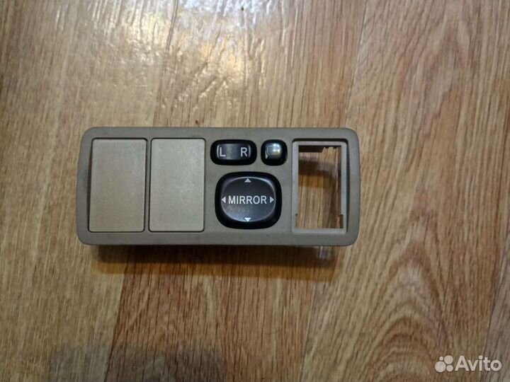 Кнопки открывания окон и дверей