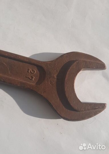 Омедненный рожковый ключ 24 на 27 мм