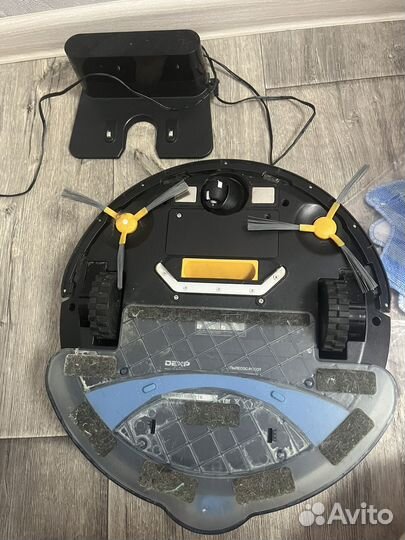 Робот пылесос dexp