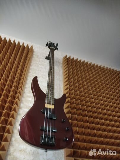 Бас гитара Jackson /обмен