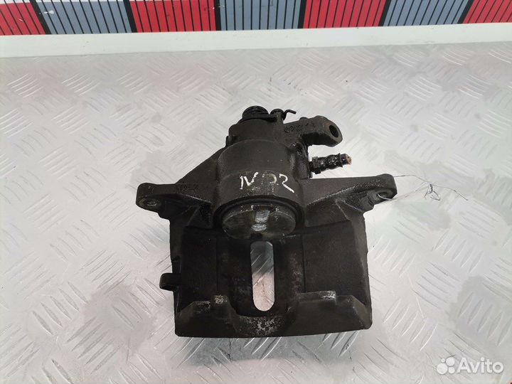 Суппорт передний правый для Peugeot-Citroen C5 1