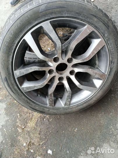 Tracmax X-Privilo TX3 225/50 R17 98Y