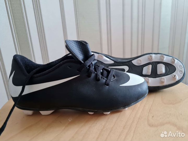 Бутсы Nike р. 31 (стелька 20 см) новые