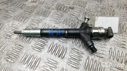 Форсунка дизельная toyota corolla verso 2 (1BR03AL