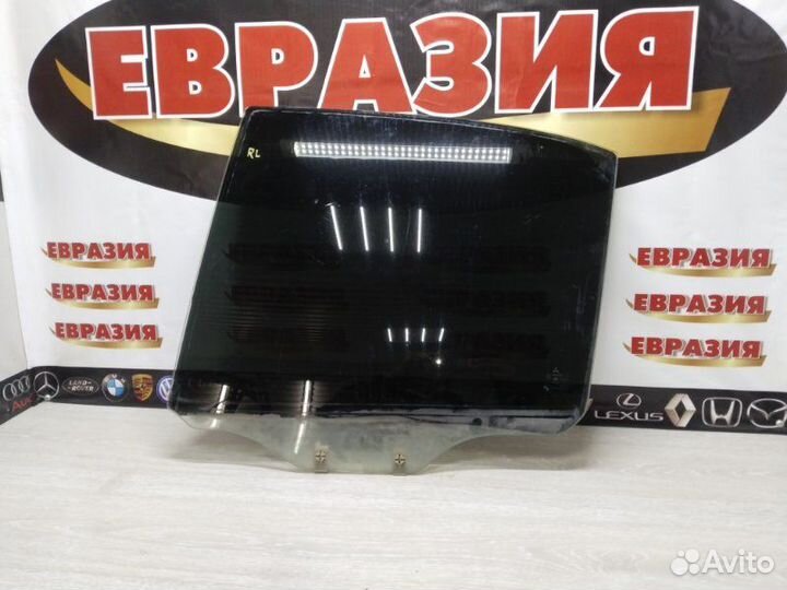 Стекло двери заднее левое Mitsubishi Galant EA1A