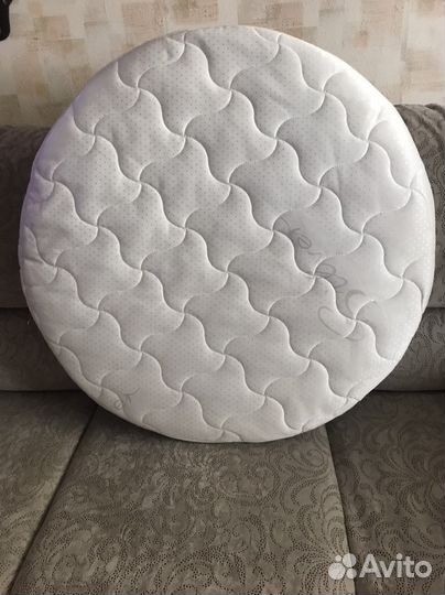 Матрас в детскую кроватку круглый