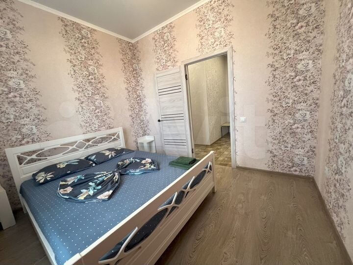 2-к. квартира, 57 м², 8/10 эт.