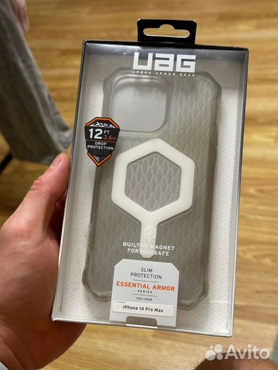 UAG Essential Armor 14 Pro Max