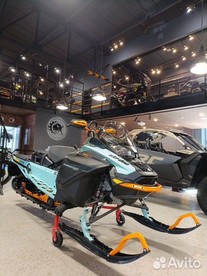 Новый BRP Ski-Doo Expedition Xtreme 850E-Tec 2024