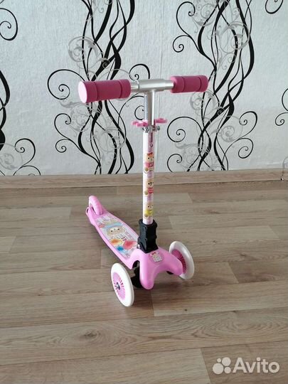 Самокат детский трехколесный