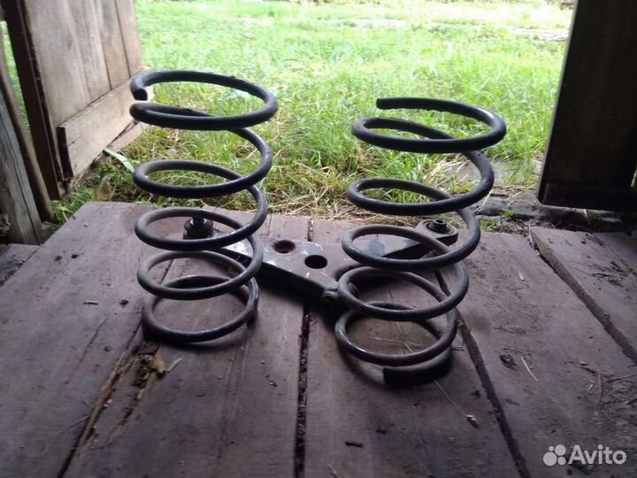 Запчасти на Митсубиси ланцер 9