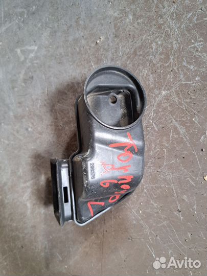 Воздуховод левый Audi A6 C6