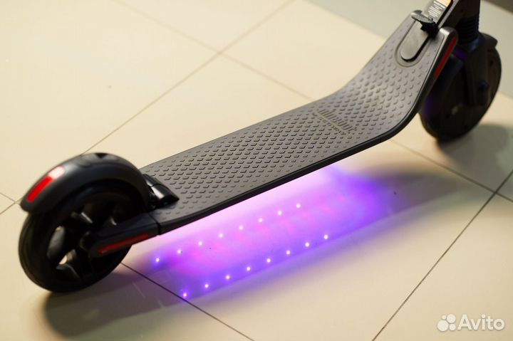 Электросамокат Ninebot Kickscooter ES2