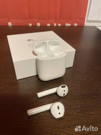 Беспроводные наушники apple airpods