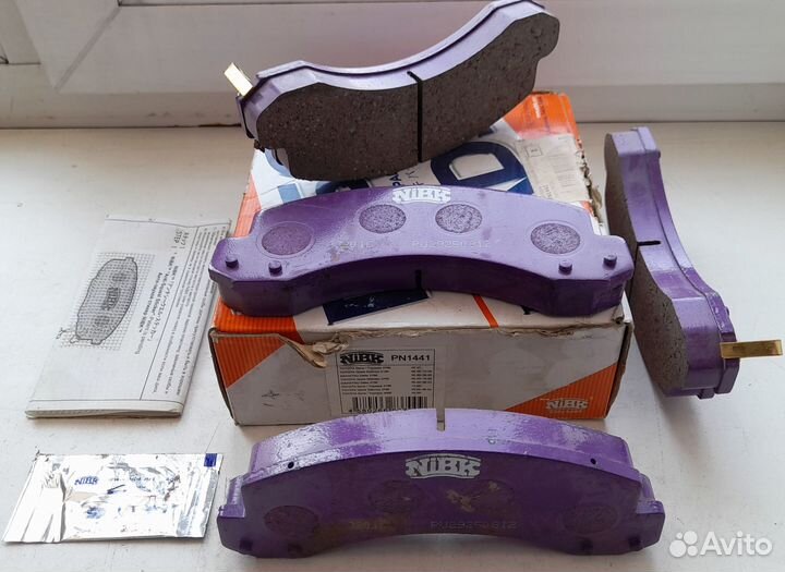 Колодки передние Toyota dyno/Toyoace новые nibk