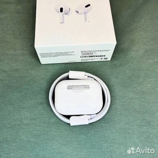 AirPods Pro 2: Звук, который окрыляет