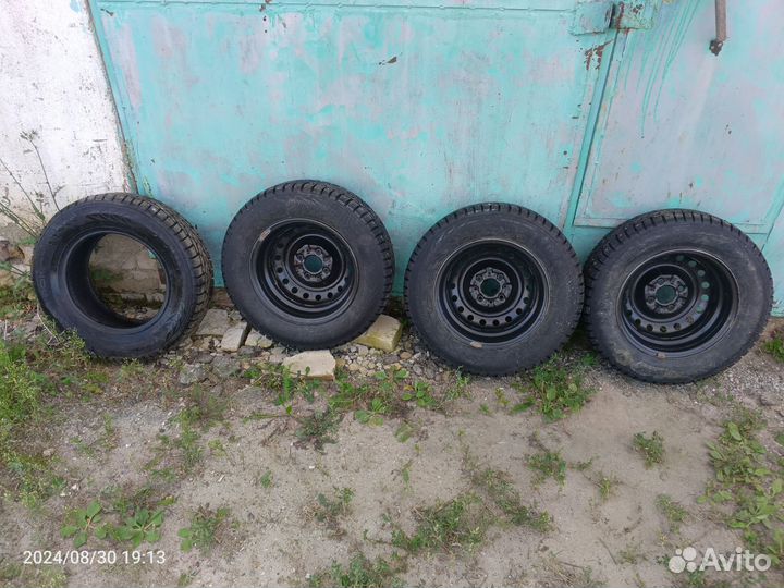 Продам колеса на ваз