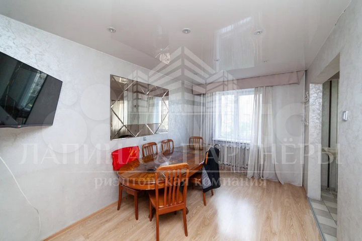4-к. квартира, 116 м², 3/10 эт.