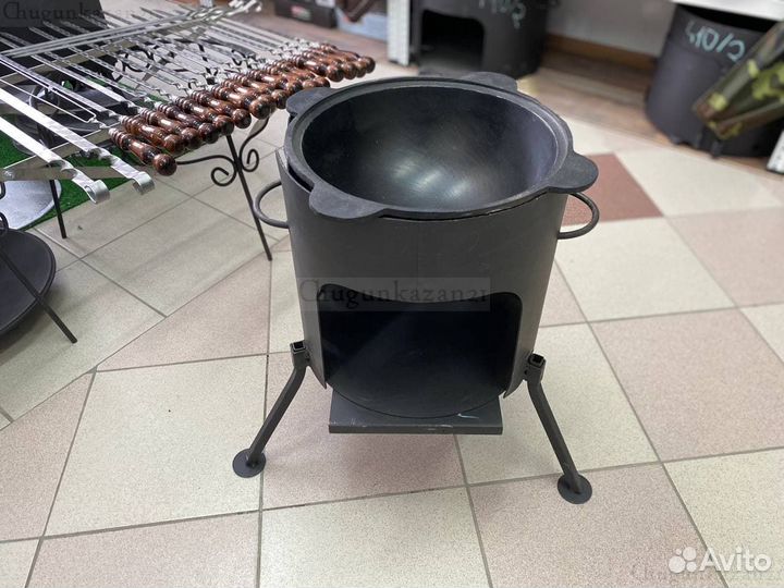 Казан чугунный и печь