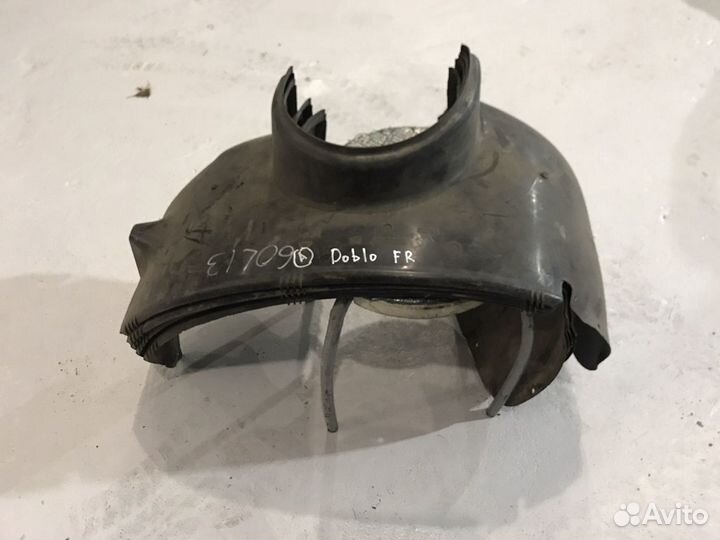 Подкрылок передний правый Fiat Doblo