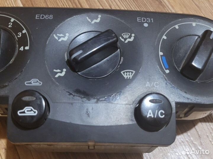 Переключатель отопителя Ford