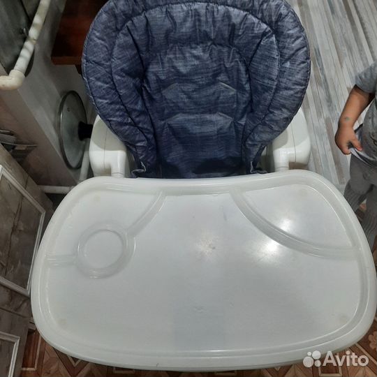 Стульчик для кормления