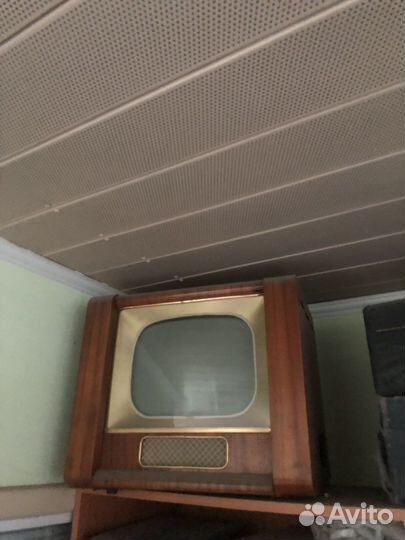 Телевизор Рекорд Б