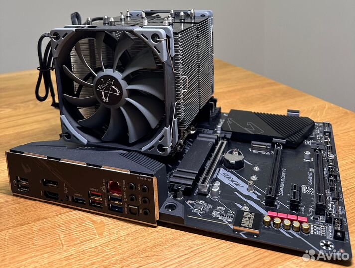 AMD Ryzen 7 Pro 5750G+Gigabyte B550+2x16Gb Corsair