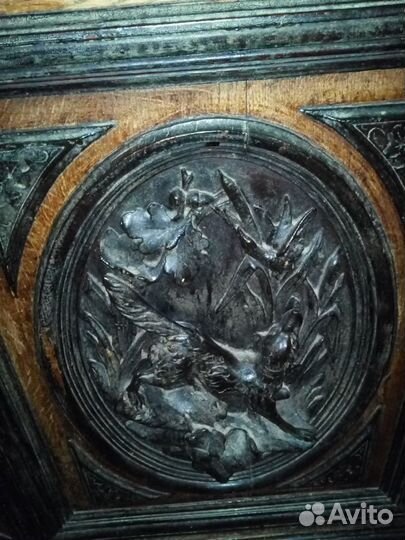 Шкаф антикварный