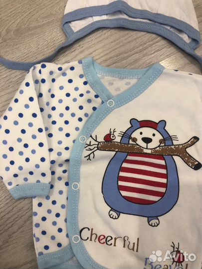 Распашонка, ползунки, чепчик