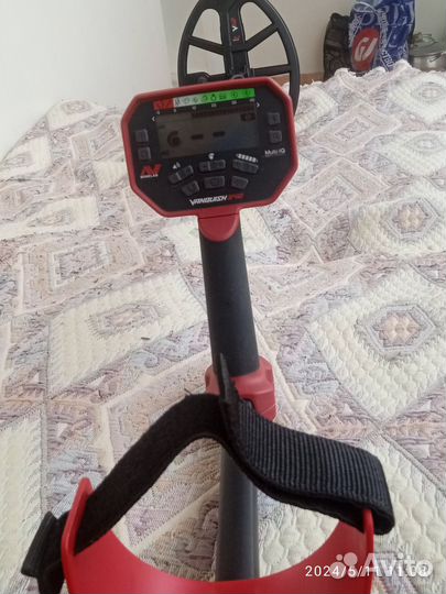 Металлоискатель бу minelab