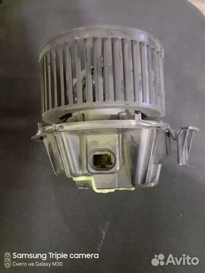 Моторчик печки на Рено Логан 1, 1,6