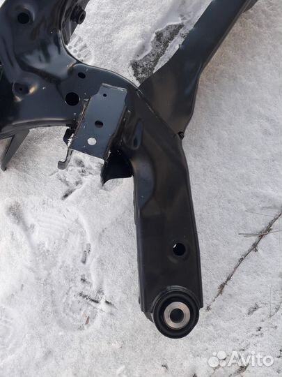 Nissan Murano Z51 4WD Подрамник задний