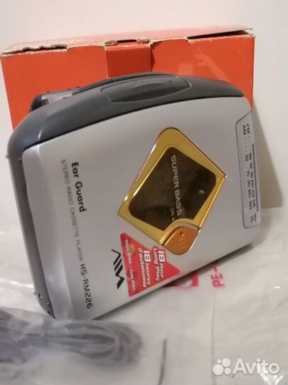 Кассетный плеер aiwahs-rm226