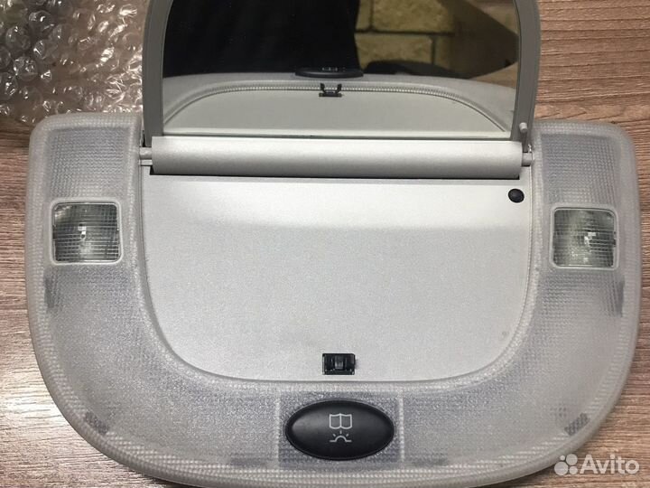 Плафон освещения салона MB 220