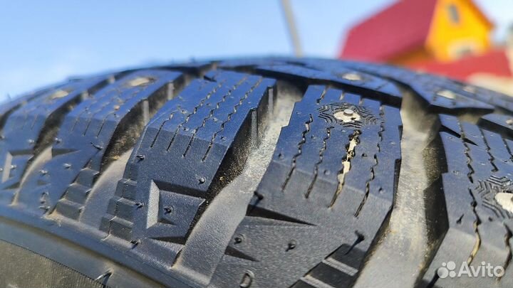 Aplus A703 225/60 R18