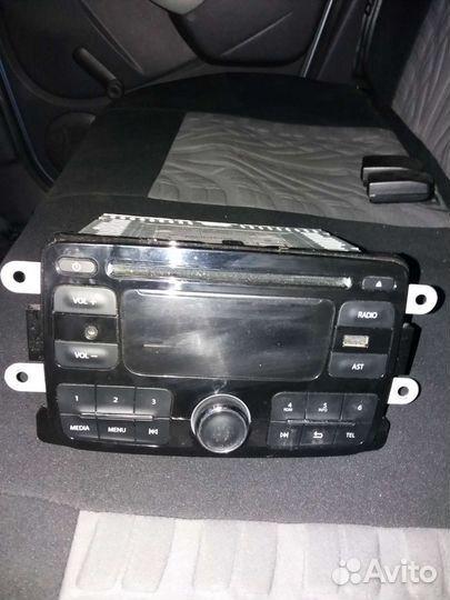 Магнитола с Daster