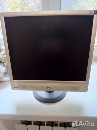 Монитор Benq