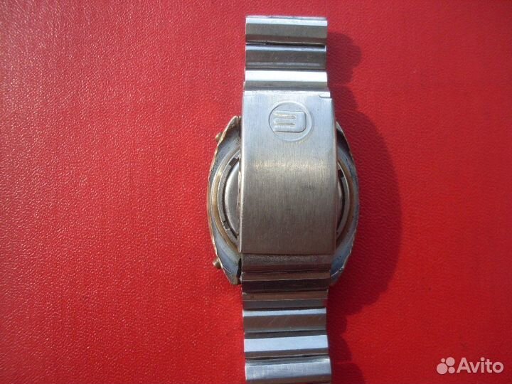 Часы Электроника 1