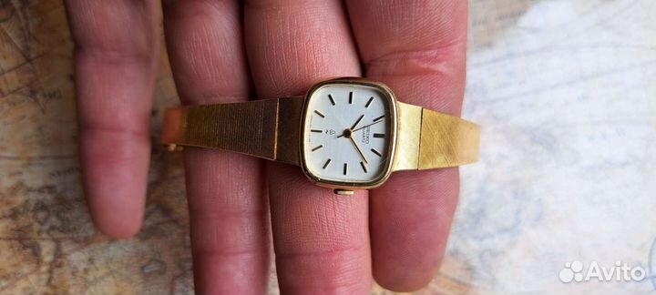 Часы seiko quartz