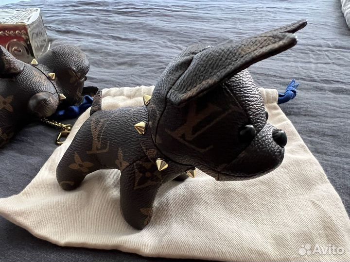Брелок собачка Louis Vuitton