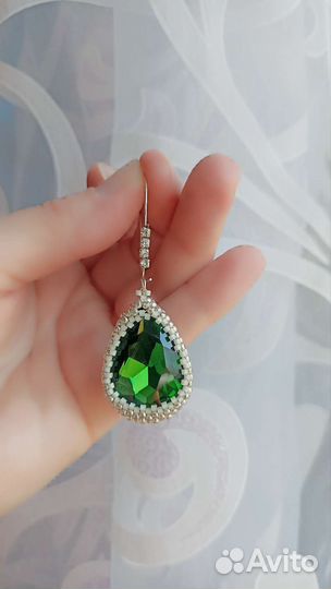 Жгут и серьги из бисера